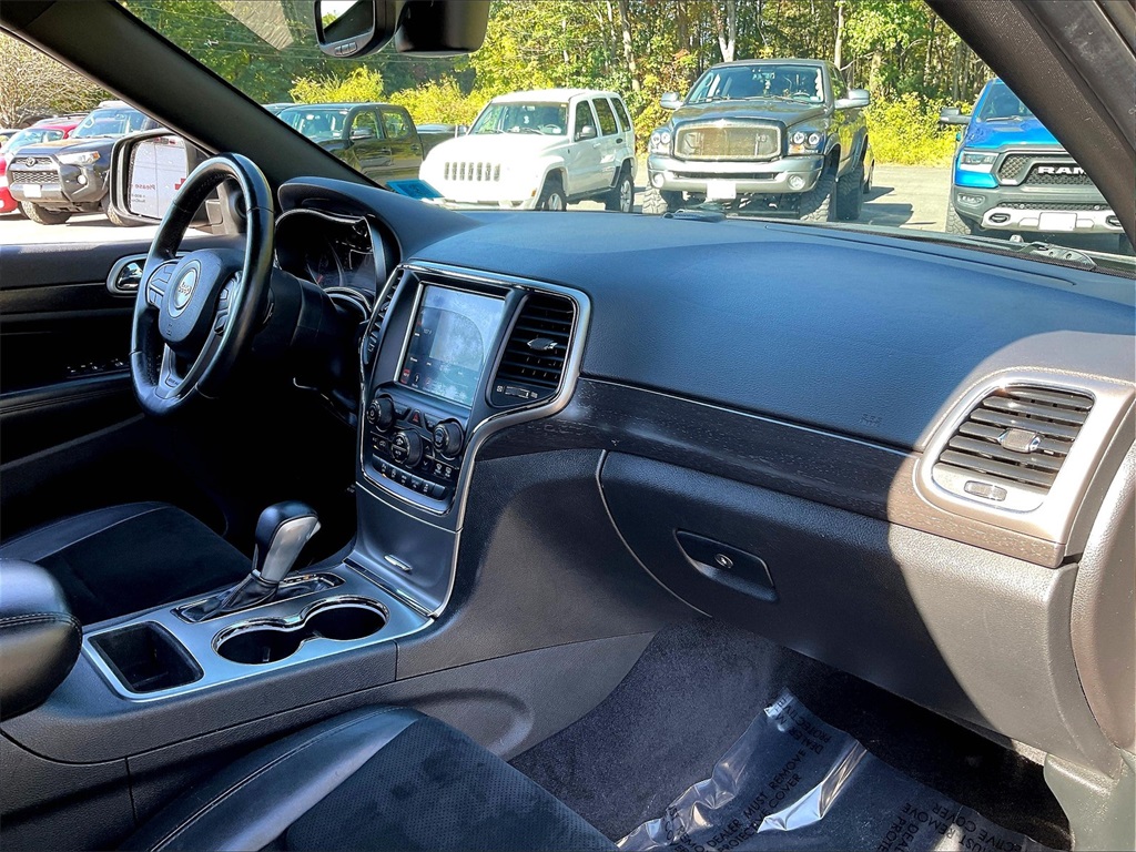 2018 Jeep Grand Cherokee Altitude photo 13