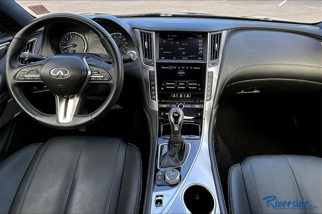 2017 Infiniti Q60 3.0t Premium photo 7