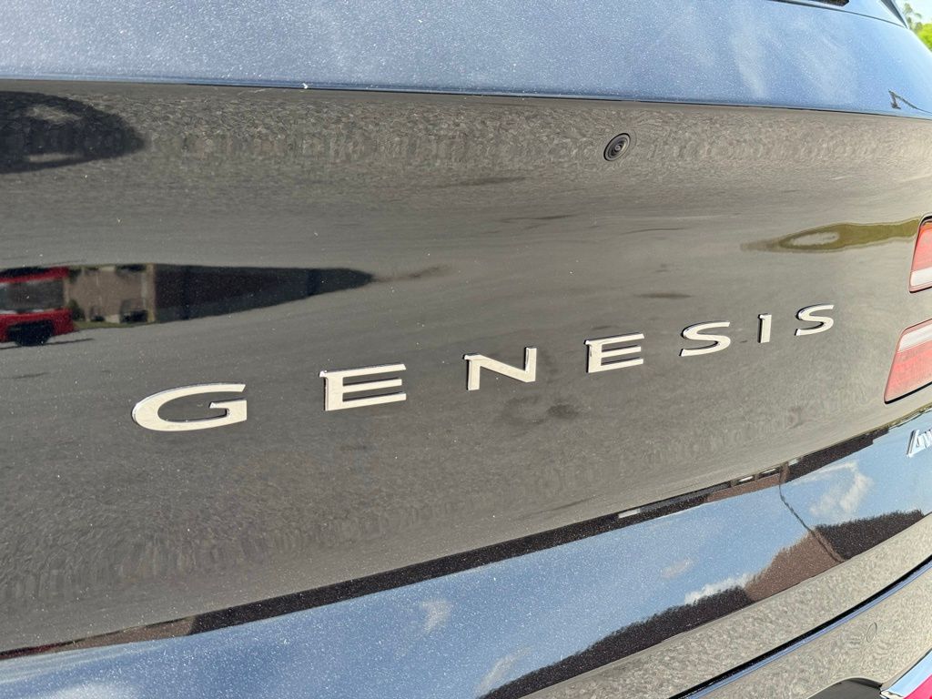 2025 Genesis GV80 2.5T AWD photo 13