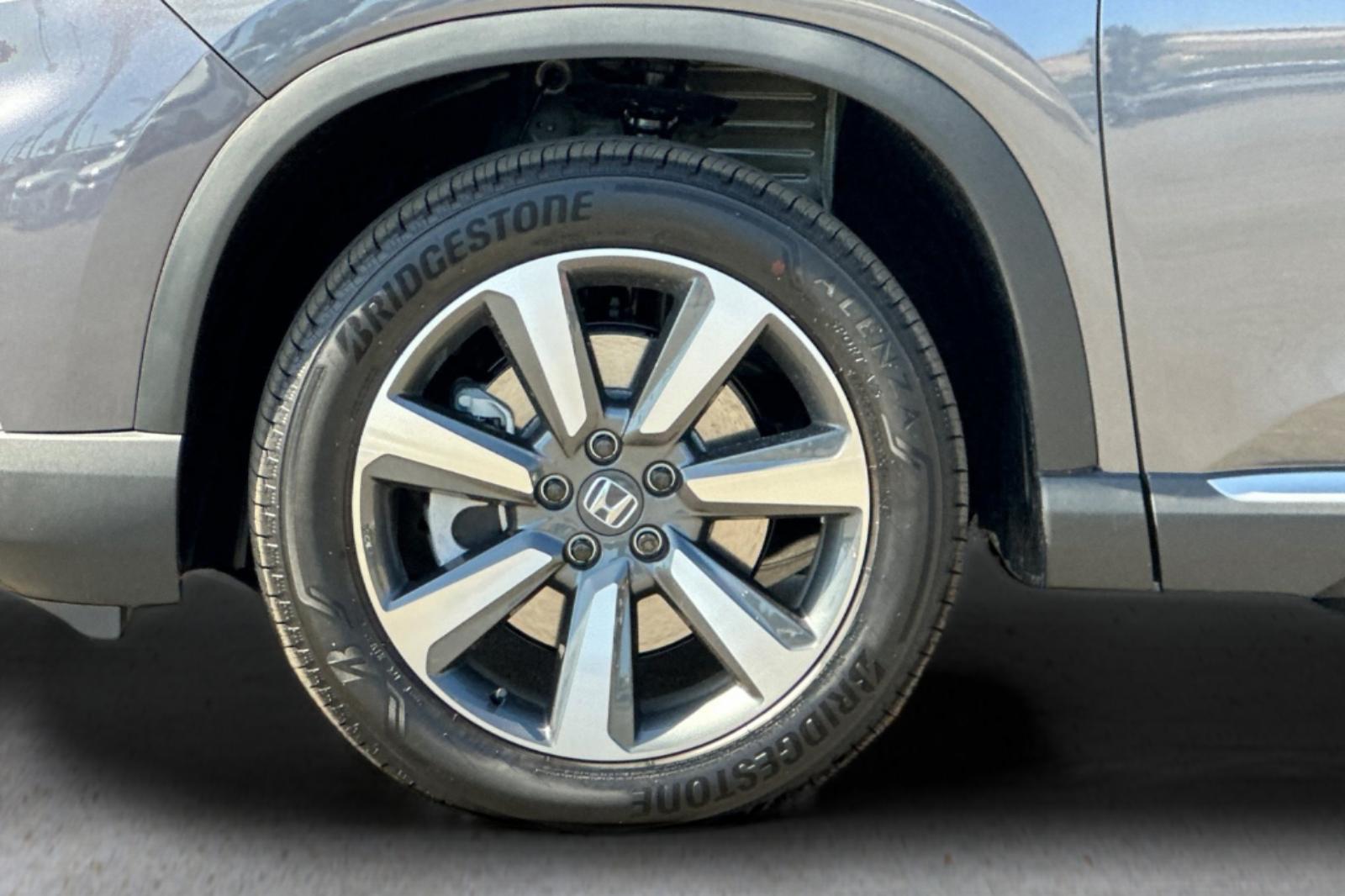 2025 Honda Pilot Elite photo 27