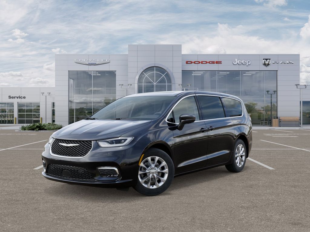 2026 Chrysler Pacifica Limited's photo