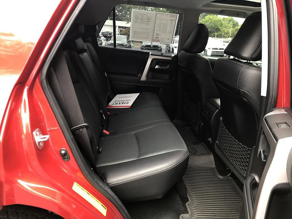 2022 Toyota 4Runner Limited 4WD photo 14