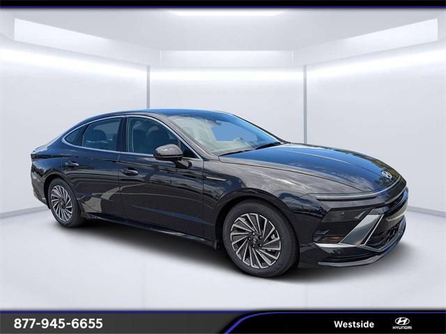 2025 Hyundai Sonata Hybrid