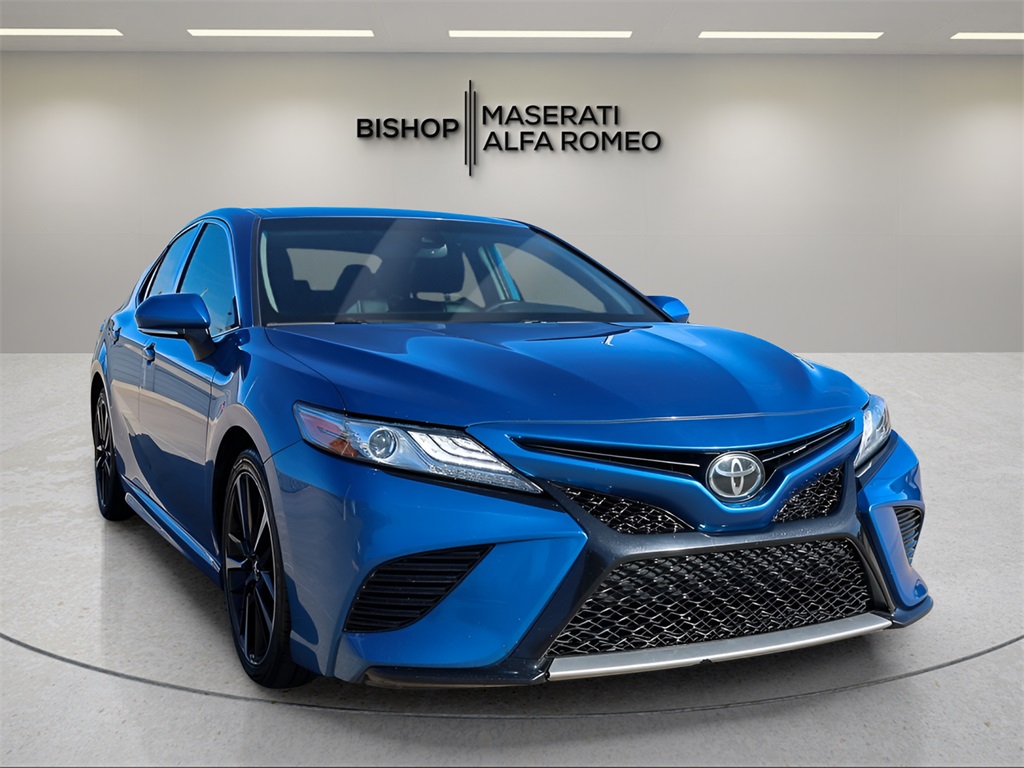 2019 Toyota Camry XSE's photo