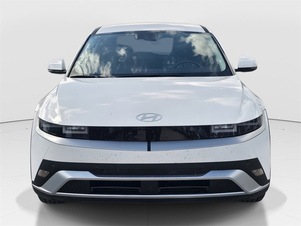 2026 Hyundai Ioniq 5 SEL photo 2