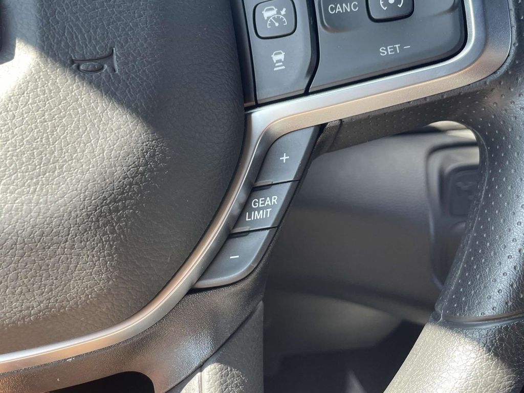 2025 Ram 2500 Tradesman photo 31