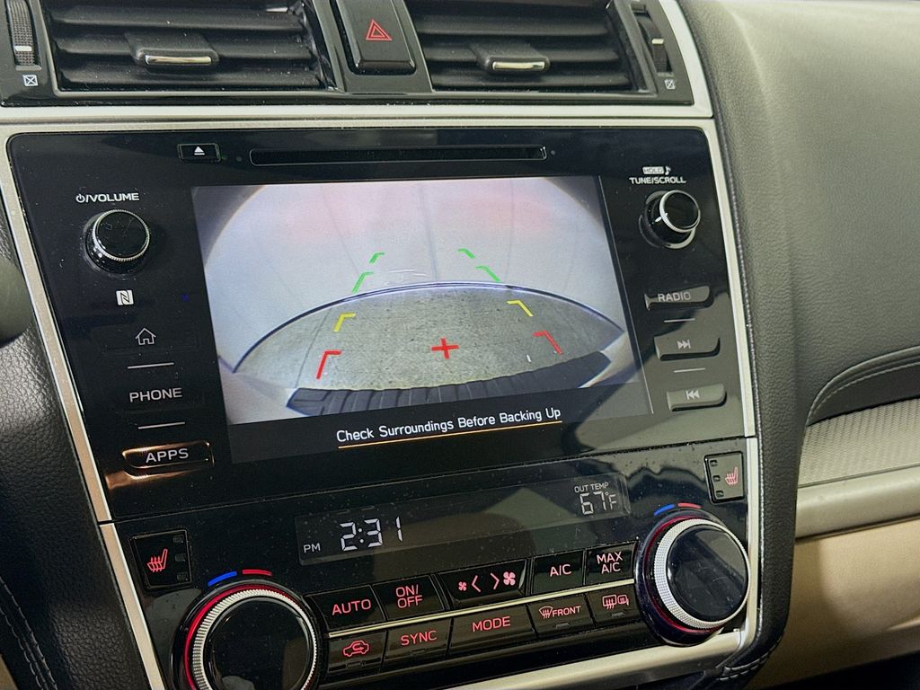 2019 Subaru Outback Premium photo 5