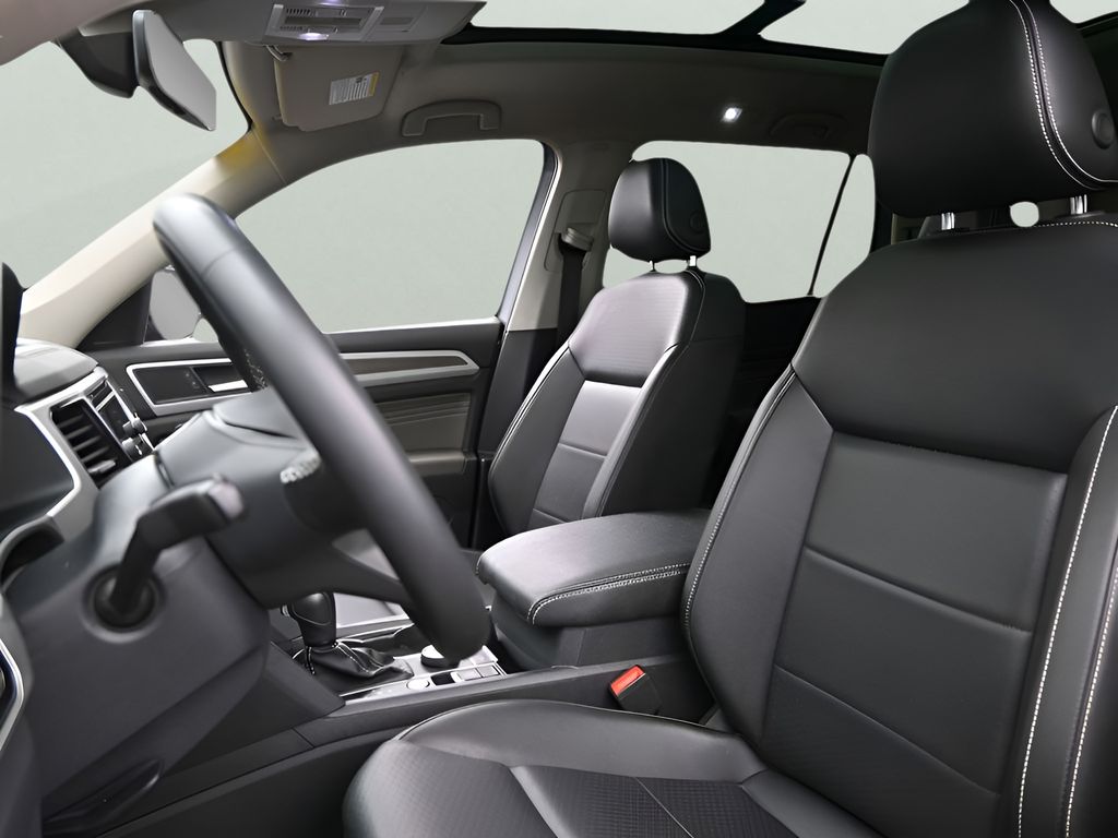 2022 Volkswagen Atlas SEL photo 13