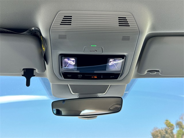 2025 Volkswagen Tiguan SE photo 24