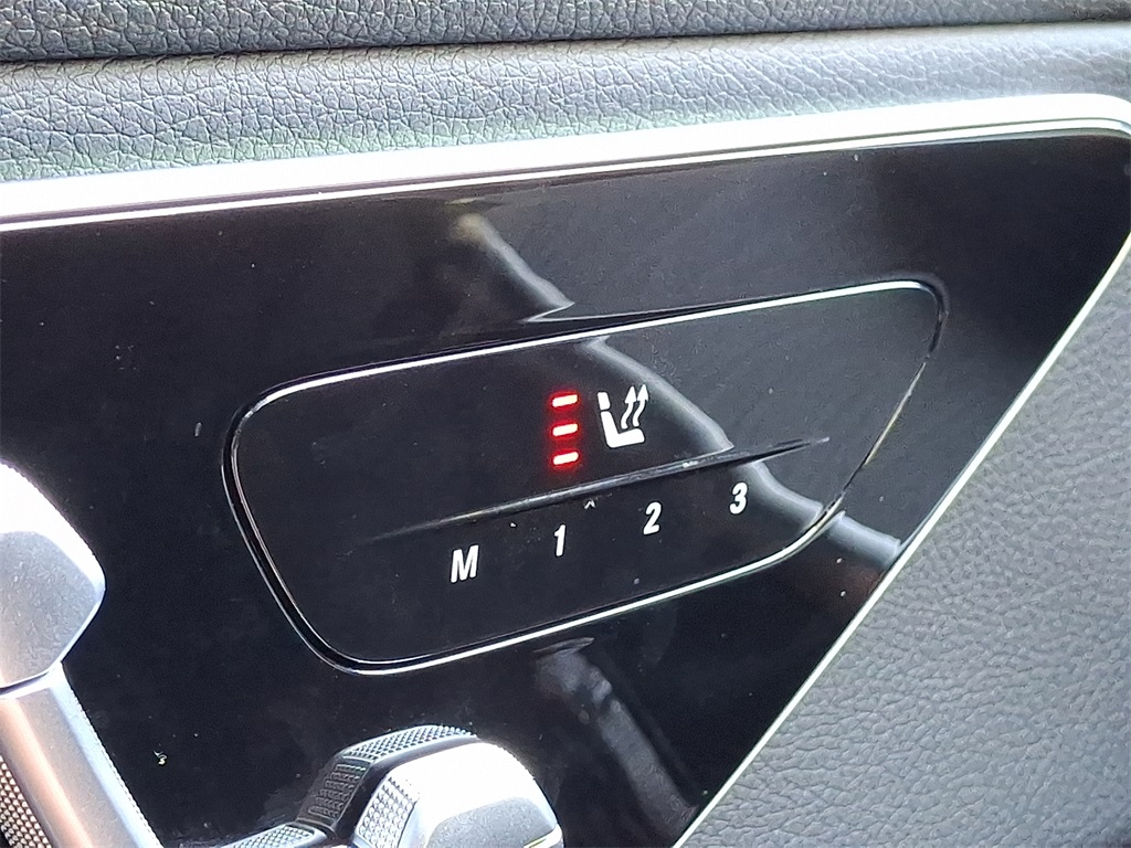 2025 Mercedes Benz GLC 300 4MATIC photo 22