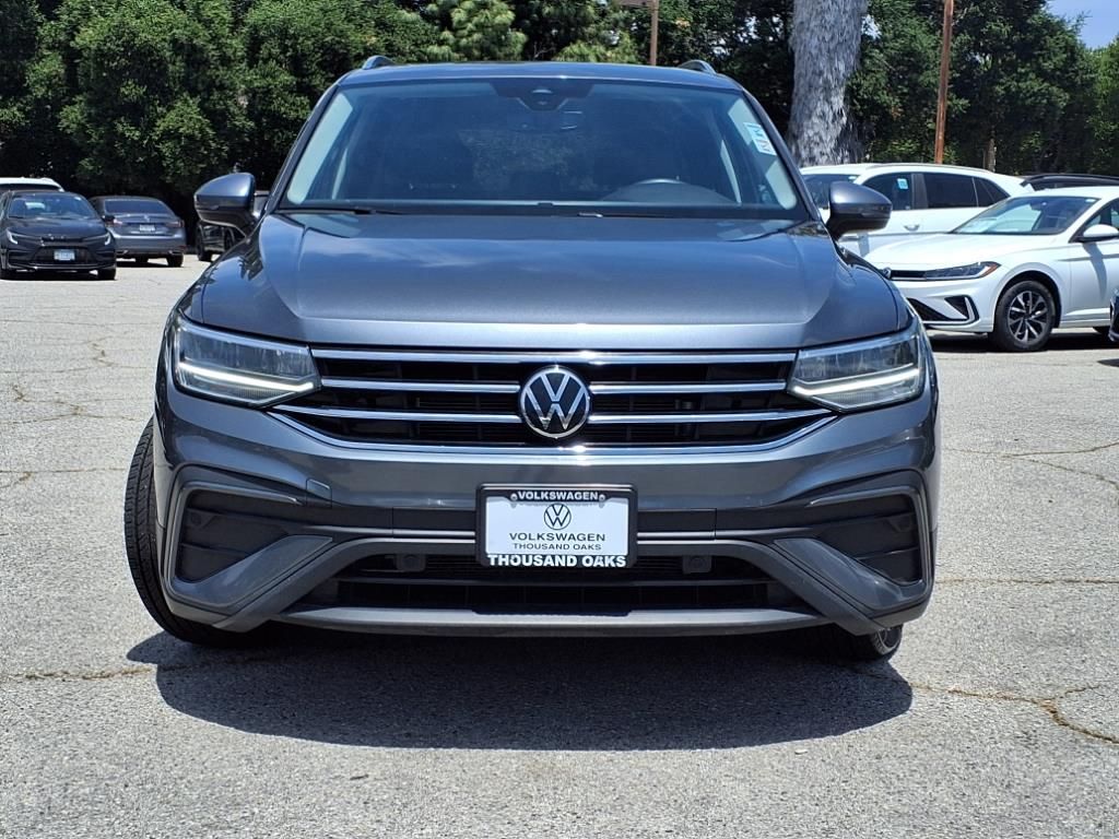 2022 Volkswagen Tiguan SE photo 2