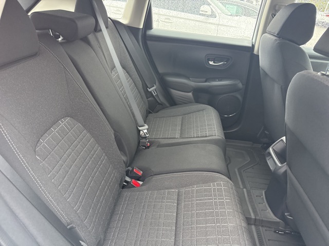 2025 Honda HR-V LX photo 9