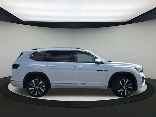 2026 Volkswagen Atlas SEL Premium R-Line photo 6