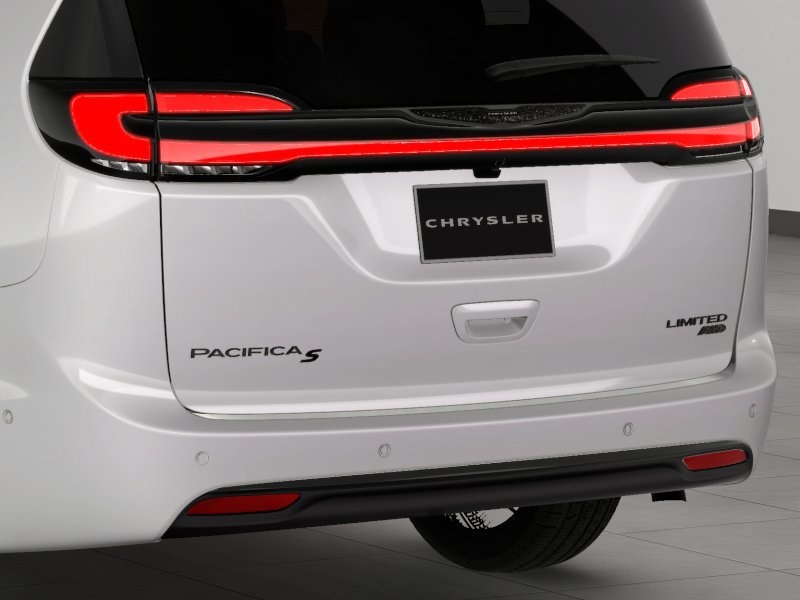 2026 Chrysler Pacifica Limited photo 16