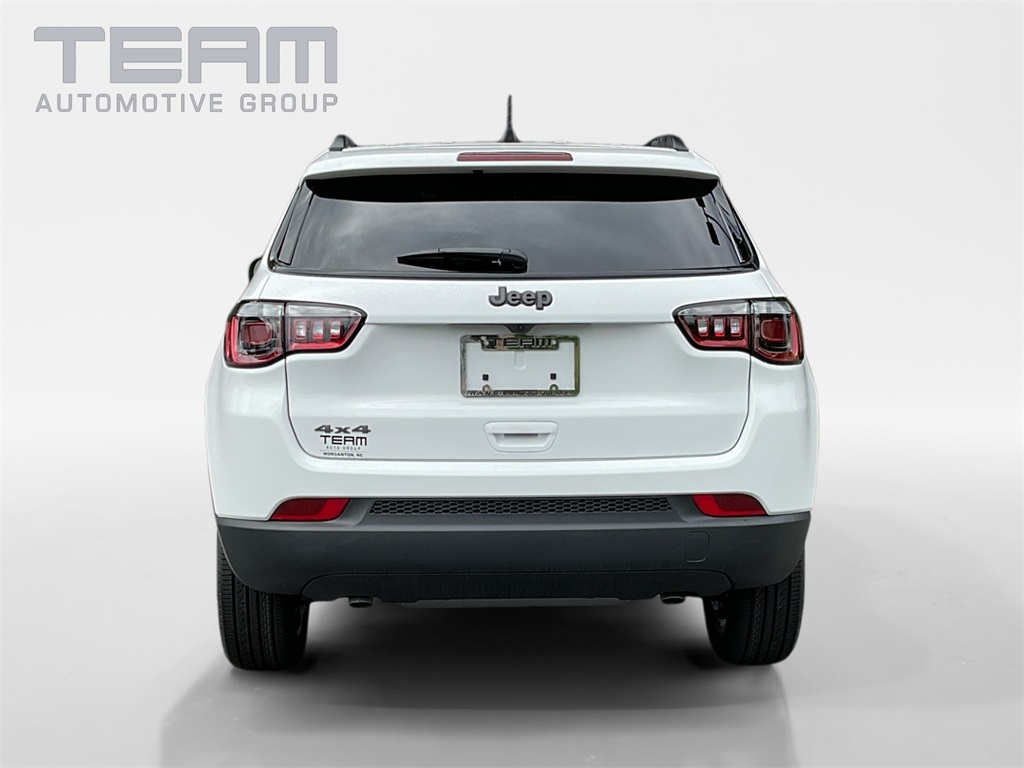 2025 Jeep Compass Latitude photo 6