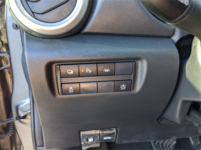 2024 Nissan Versa 1.6 S photo 20
