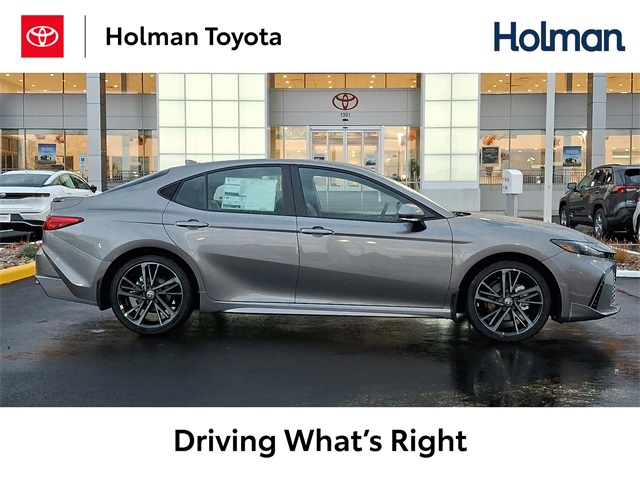 2026 Toyota Camry XSE's photo