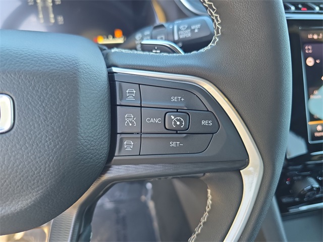2025 Jeep Grand Cherokee Laredo X photo 23