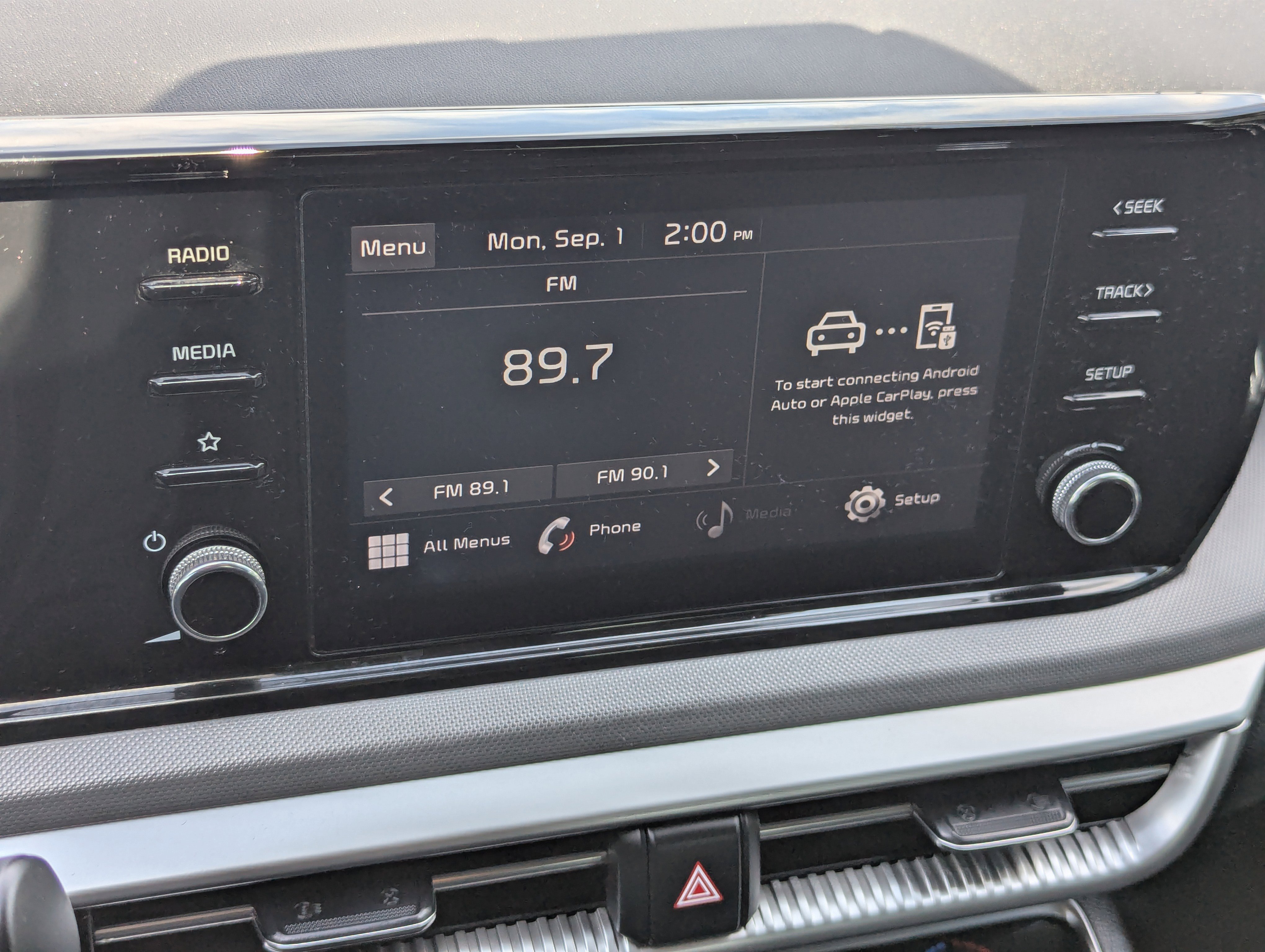 2022 Kia K5 LXS photo 4