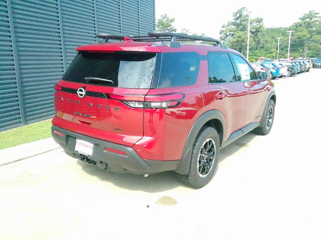 2025 Nissan Pathfinder Rock Creek photo 3