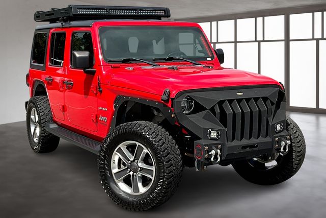 2020 Jeep Wrangler Unlimited Sahara photo 13
