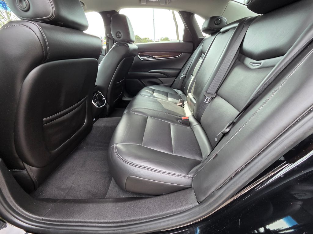 2017 Cadillac XTS Luxury photo 11