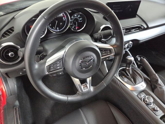 2024 Mazda MX-5 Miata Miata RF Grand Touring photo 25