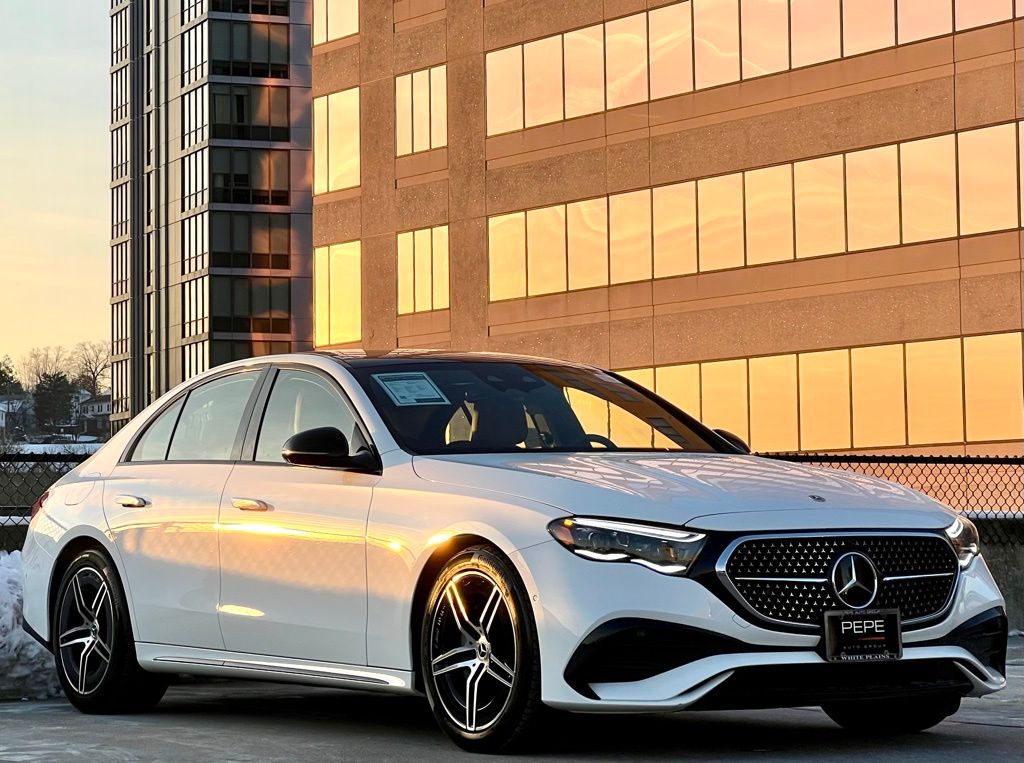2024 Mercedes-Benz E-Class E350's photo