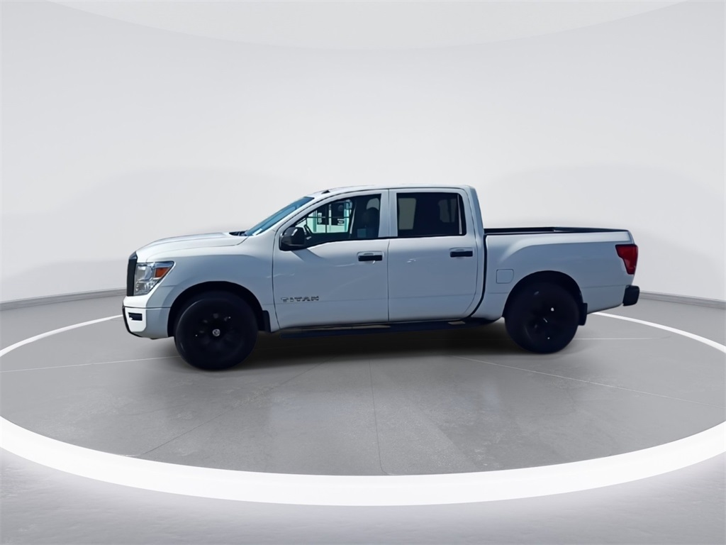 2021 Nissan Titan S photo 9