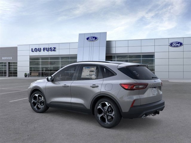 2025 Ford Escape Hybrid ST-Line Select photo 4