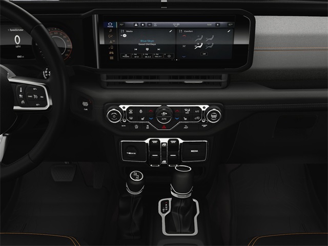 2025 Jeep Wrangler Sahara photo 20
