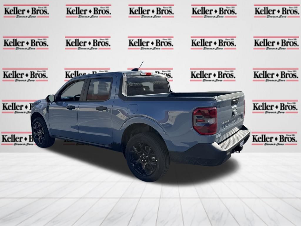 2025 Ford Maverick XLT photo 2