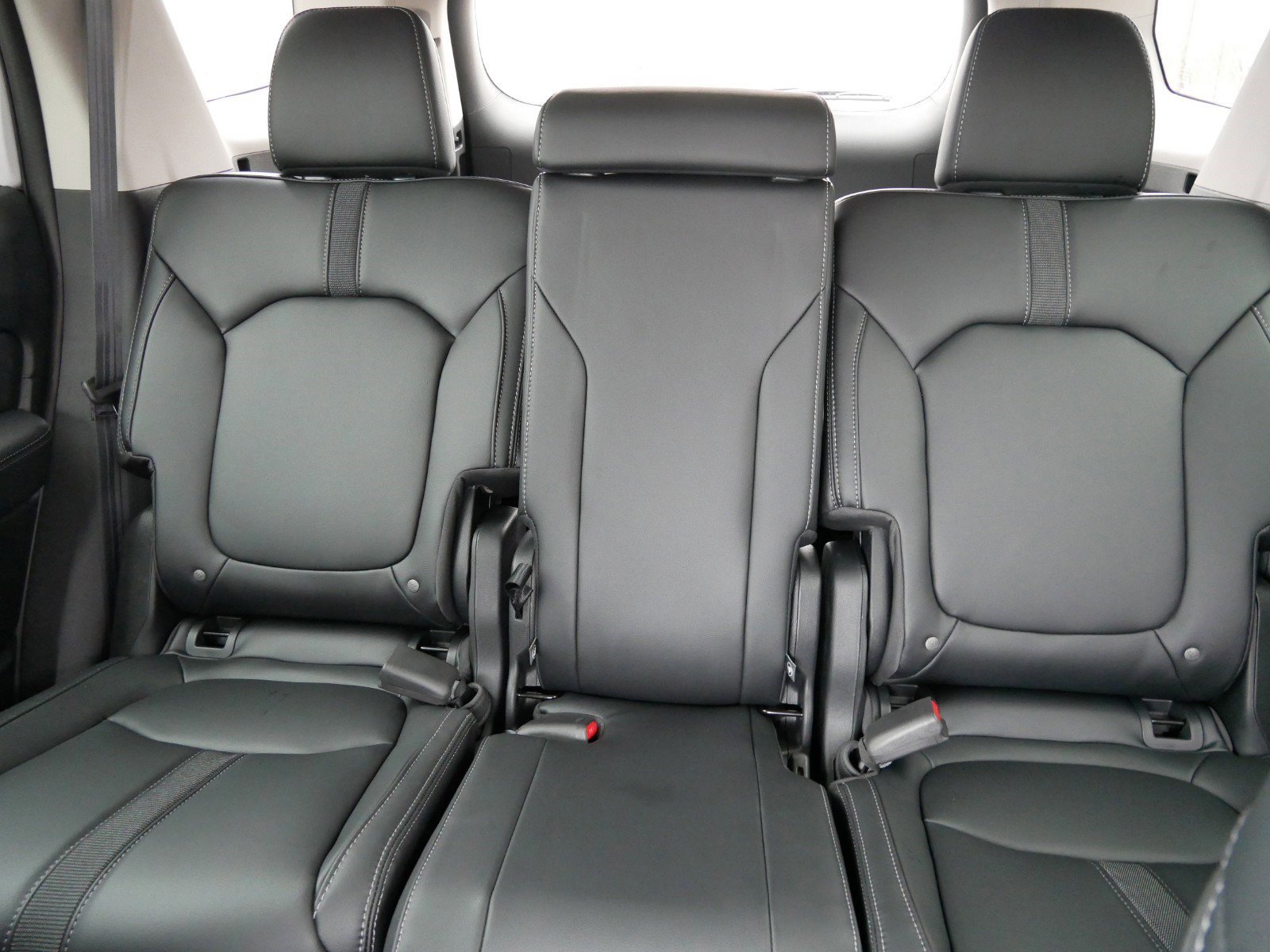 2025 Honda Pilot EX-L photo 12