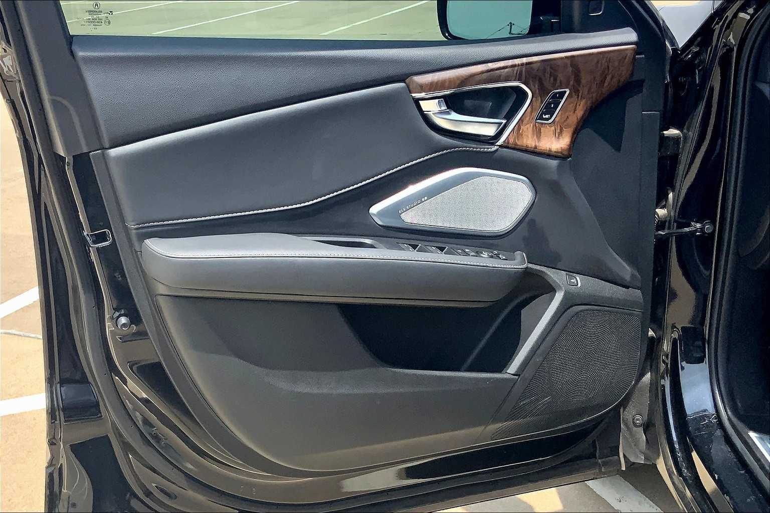 2024 Acura RDX Advance photo 22