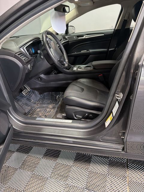 2018 Ford Fusion Hybrid Titanium photo 7