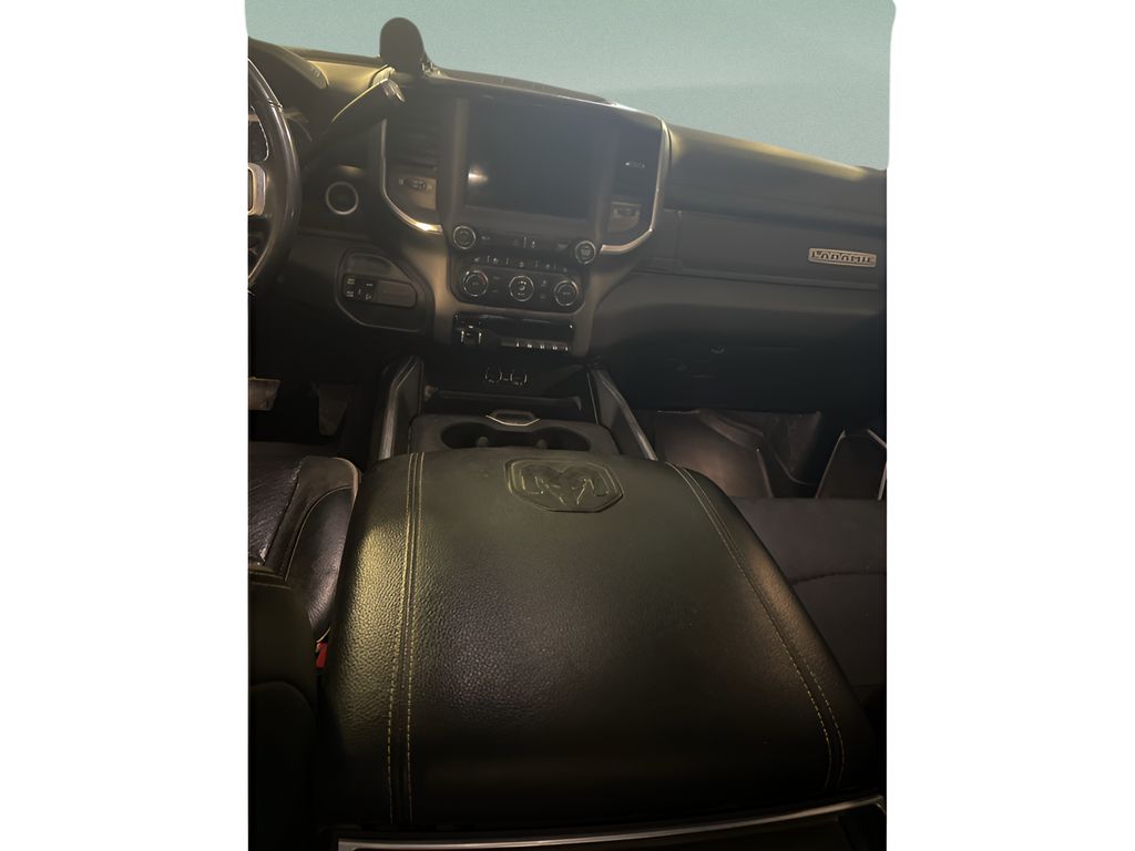 2020 Ram 2500 Laramie photo 8