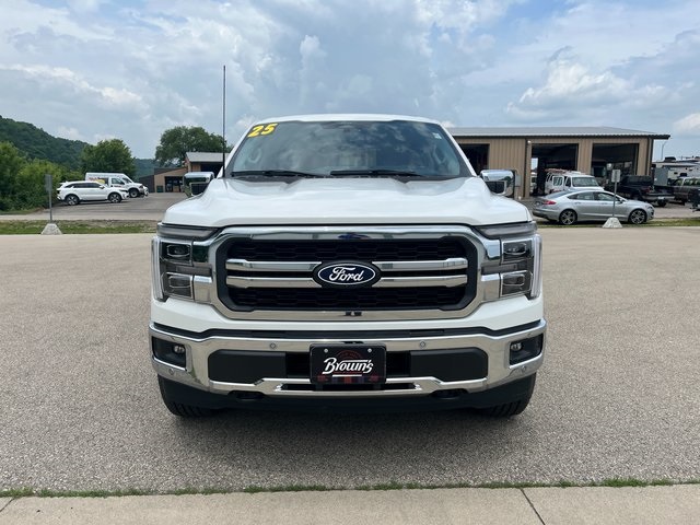 2025 Ford F-150 Lariat photo 2