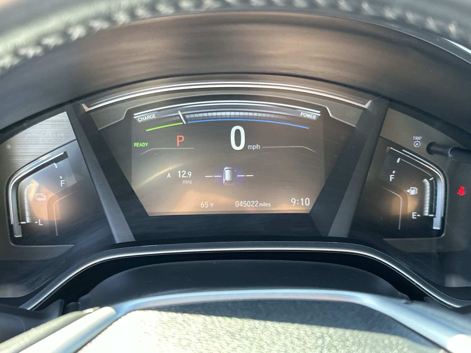 2022 Honda CR-V Hybrid Touring photo 3