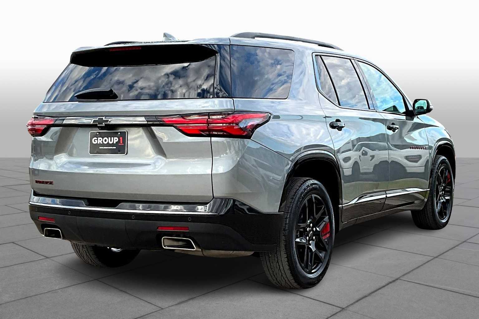 2023 Chevrolet Traverse Premier photo 8
