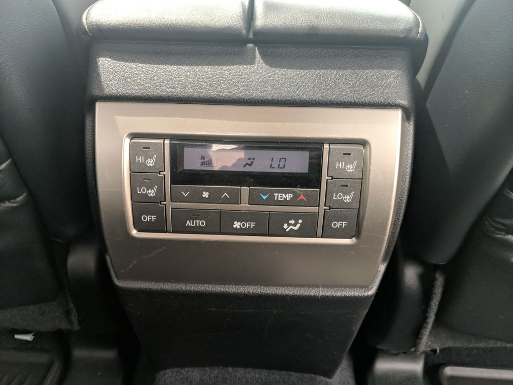 2019 Lexus GX 460 photo 37