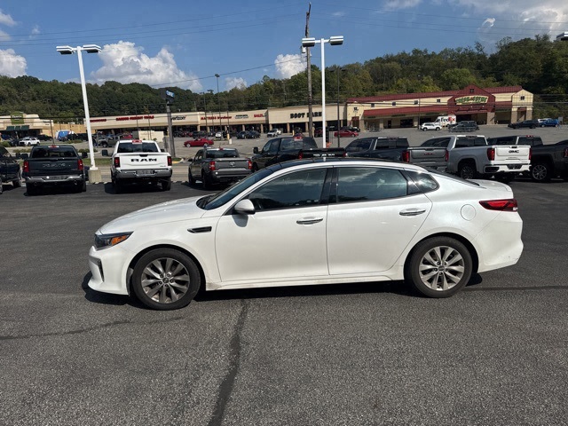 2018 Kia Optima S photo 6