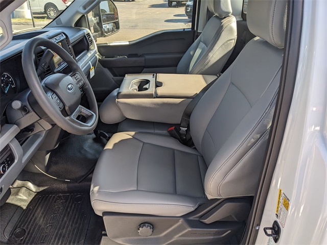 2024 Ford F-350 XL photo 6