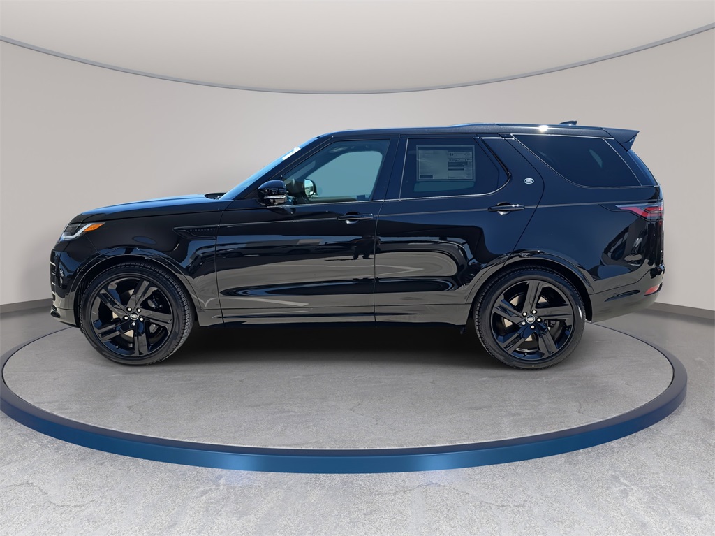 2025 Land Rover Discovery Metropolitan Edition photo 3