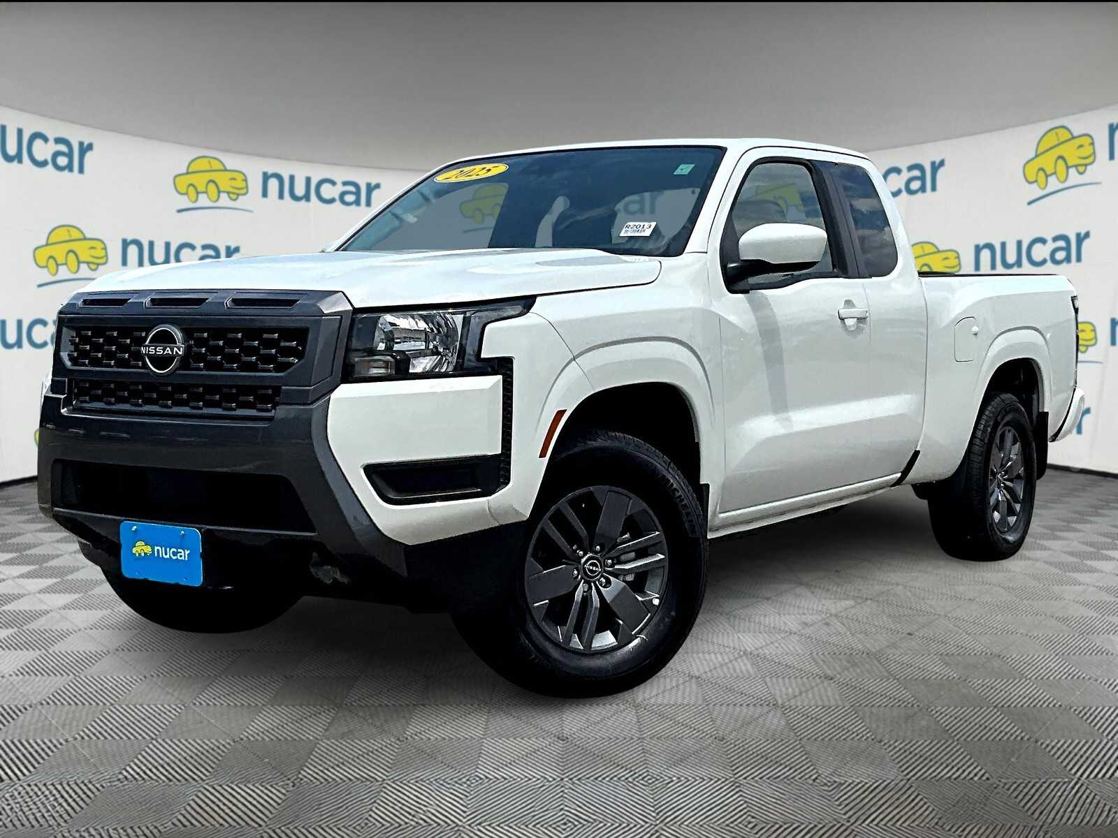 2025 Nissan Frontier SV photo 3