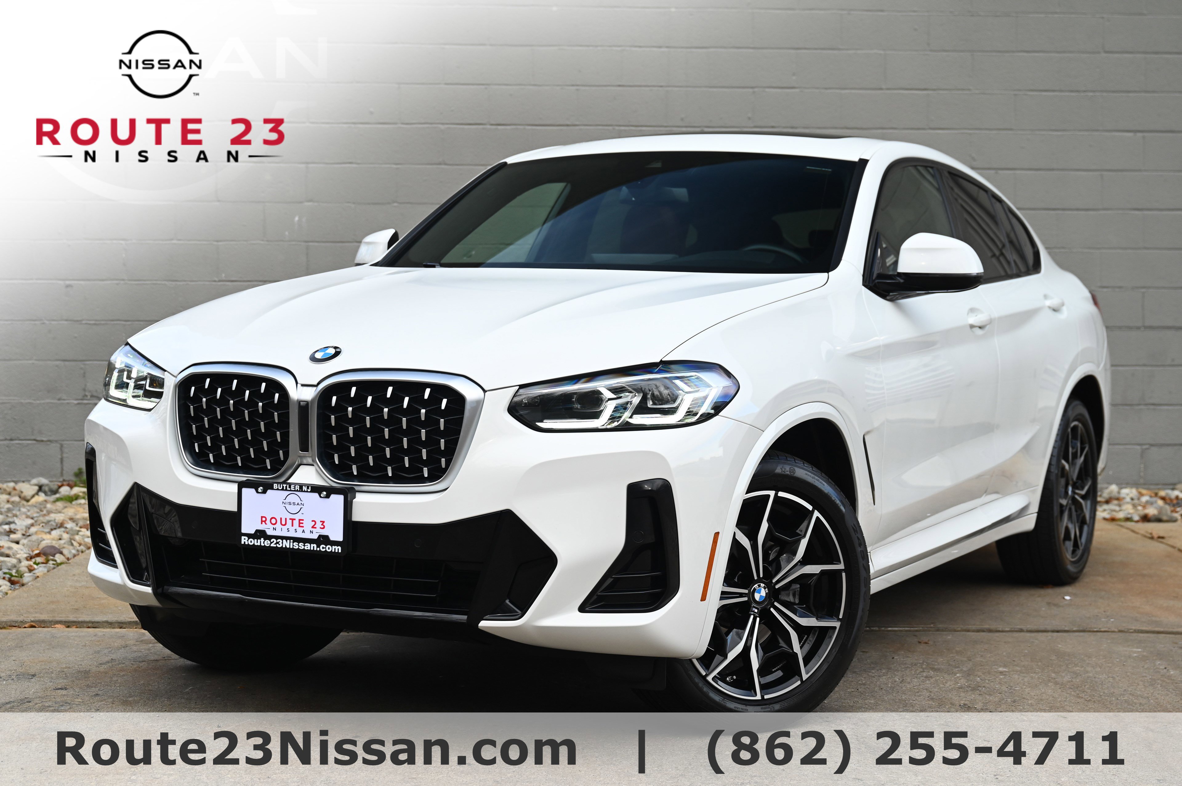 2023 BMW X4 30i's photo