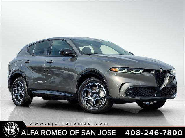 2025 Alfa Romeo Tonale Base's photo