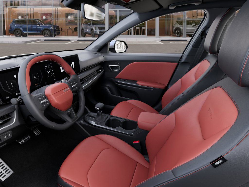 2025 Kia K4 GT-Line Turbo photo 17