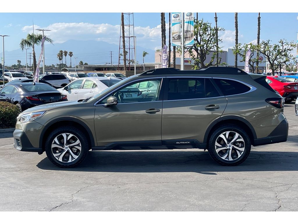 2022 Subaru Outback Limited photo 2