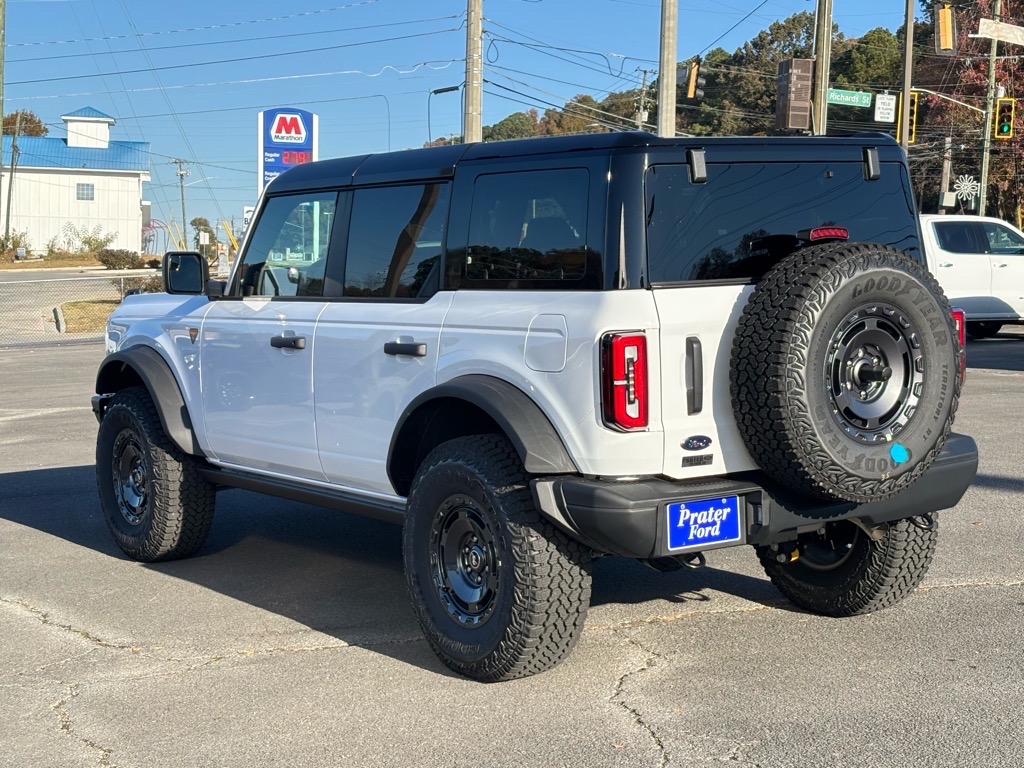 2025 Ford Bronco Badlands photo 2