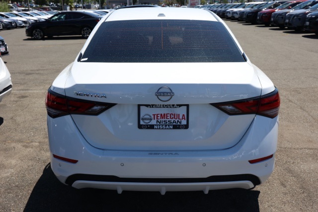 2025 Nissan Sentra SV photo 4